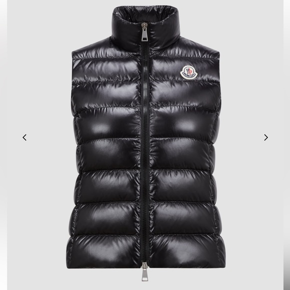 Authentic Moncler Vest - Women’s - Picture 5 of 7